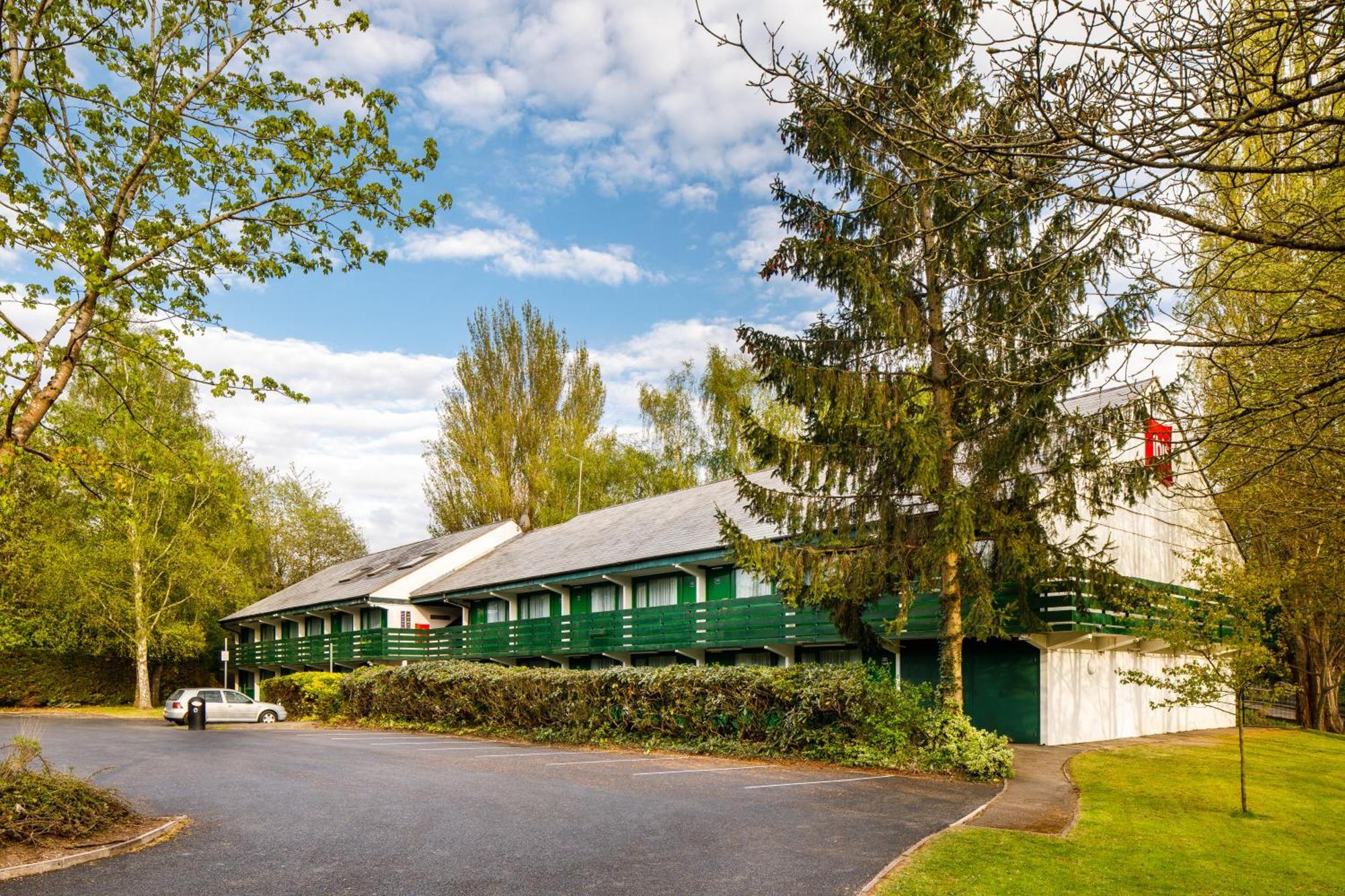 Ibis South Отель 2*