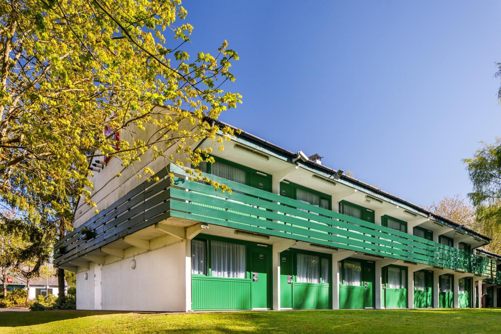 Ibis South 2*